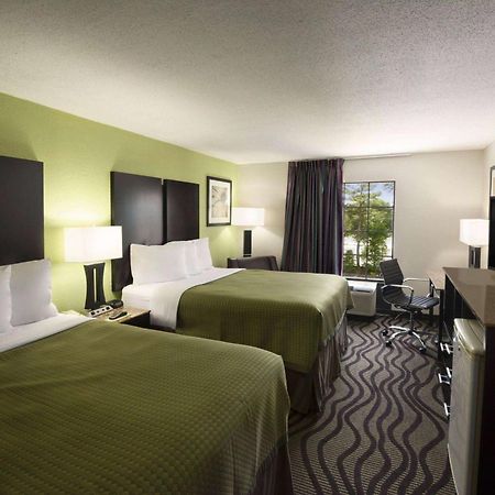 Days Inn By Wyndham Rome Downtown Esterno foto
